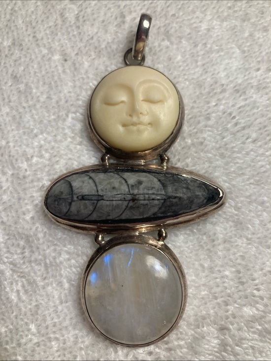 925 Sterling Silver Jewelry - Sterling Silver Moon Face Pendant Necklace with Gray Stone and Cream Moon